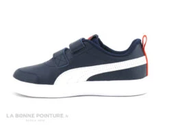 Puma COURTFLEX Bleu Marine - Basket Enfant Avec Scratches -Magasin De Chaussures cd24607c73b9e66c561f35ea11d5d5ef a315001 178872