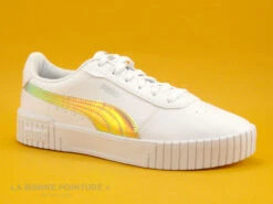 Puma Carina 2-0 Holo JR White Silver - Sneakers Blanches Et Hologramme -Magasin De Chaussures cd24607c73b9e66c561f35ea11d5d5ef img 1320.jpg 173180