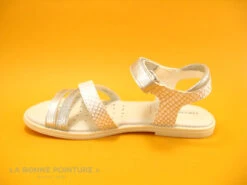 Geox Sand Karly White Silver J5235D Nu-pieds Fille 9 Geox Sand Karly White Silver J5235D Nu-pieds Fille -Magasin De Chaussures cd24607c73b9e66c561f35ea11d5d5ef img 3058.jpg 87020