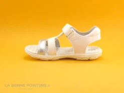 Geox SP CUORE J9290B White Silver - Sandale Fille 9 Geox SP CUORE J9290B White Silver - Sandale Fille -Magasin De Chaussures cd24607c73b9e66c561f35ea11d5d5ef img 6156.jpg 135791