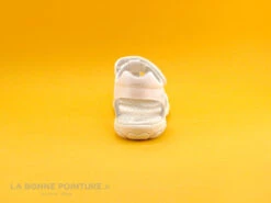 Geox SP CUORE J9290B White Silver - Sandale Fille 10 Geox SP CUORE J9290B White Silver - Sandale Fille -Magasin De Chaussures cd24607c73b9e66c561f35ea11d5d5ef img 6157.jpg 135790