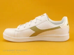 Diadora GAME 872730-40-31 White Gold - Sneakers Blanche Et Or -Magasin De Chaussures cd24607c73b9e66c561f35ea11d5d5ef img 7493.jpg 168584