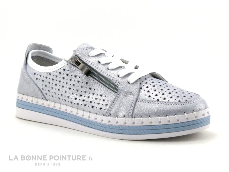 Morans WECK Bleu Ciel - Perforations Coeurs - Chaussure Basse Femme 1 Morans WECK Bleu Ciel - Perforations Coeurs - Chaussure Basse Femme