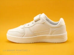 Kappa Logo SEATTLE EV 311CFEW White - Basket Blanche Enfant 9 Kappa Logo SEATTLE EV 311CFEW White - Basket Blanche Enfant -Magasin De Chaussures cd24607c73b9e66c561f35ea11d5d5ef img 8926.jpg 158707